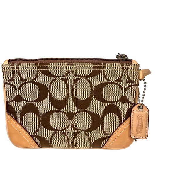NEW Coach Wristlet CC Logo Fabric & Tan Leather Trim and Strap - Picture 5 of 6